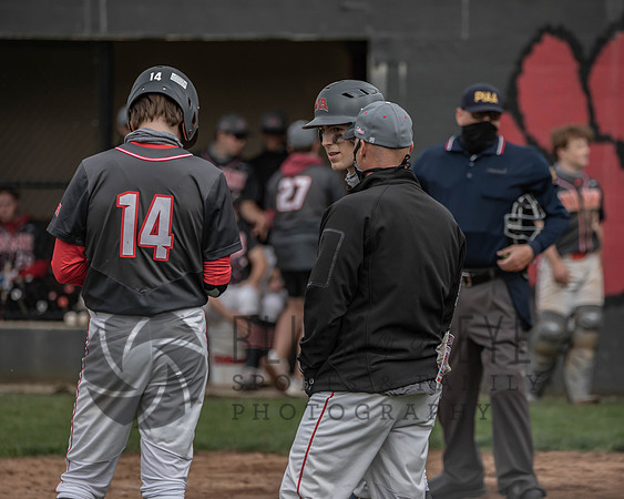 Varsity Baseball at Moon (180 of 244)
