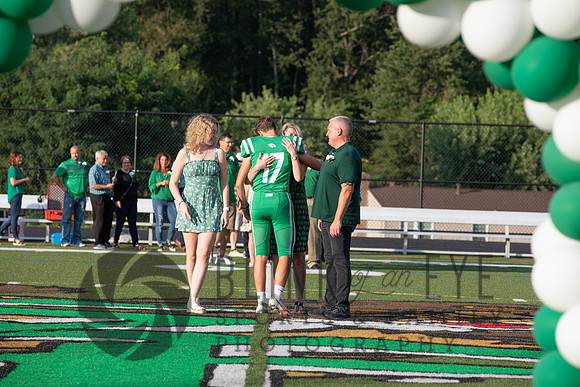 Football Seniors (10 of 81)