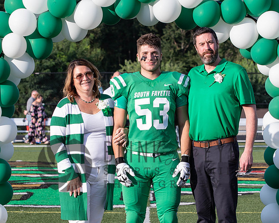 Football Seniors (51 of 81)