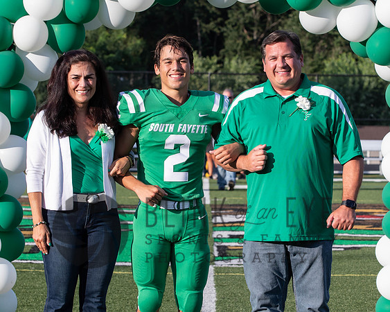 Football Seniors (78 of 81)