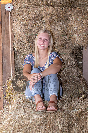 Reagan M Senior Portraits (41 of 171)