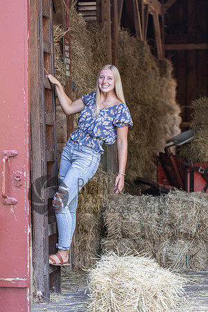Reagan M Senior Portraits (53 of 171)