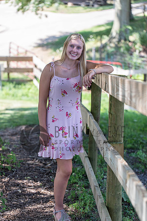 Reagan M Senior Portraits (140 of 171)