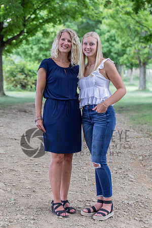 Reagan M Senior Portraits (158 of 171)
