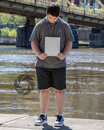 Aidan B Senior Portraits (84 of 208)