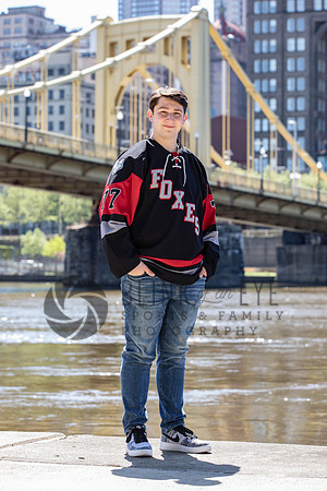 Aidan B Senior Portraits (103 of 208)