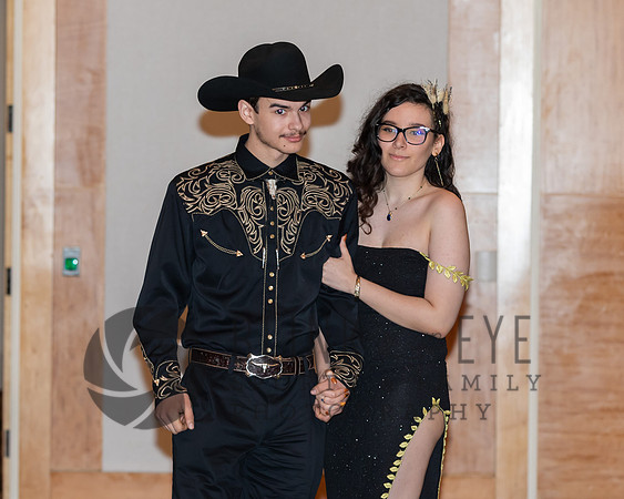 Prom Entry and Court (408 of 492)
