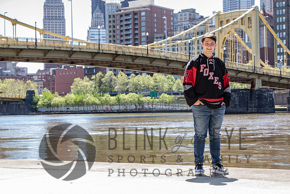 Aidan B Senior Portraits (105 of 208)