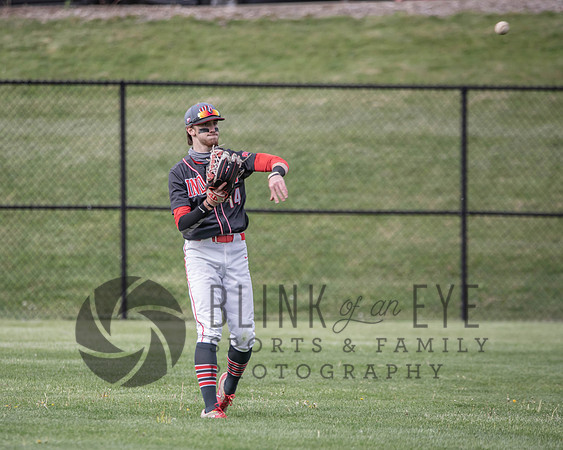 Varsity Baseball at Moon (138 of 244)