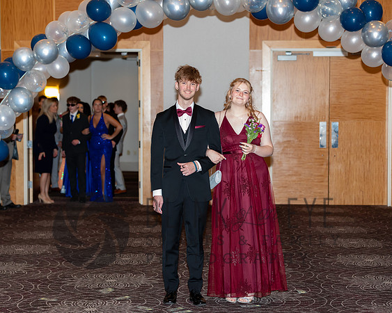 Prom Entry and Court (343 of 492)