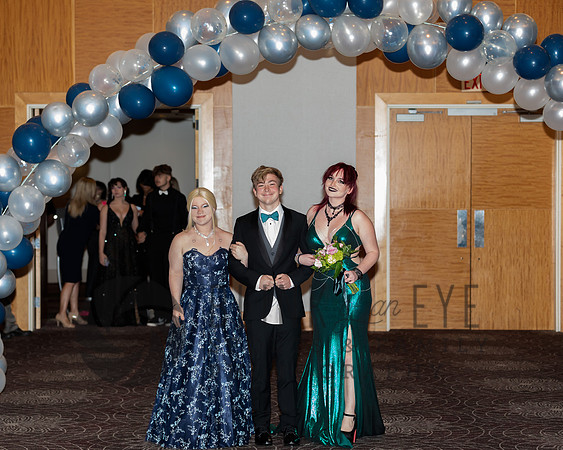 Prom Entry and Court (457 of 492)