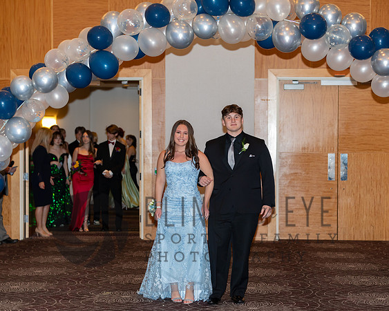 Prom Entry and Court (367 of 492)