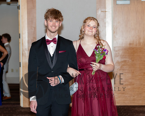 Prom Entry and Court (345 of 492)